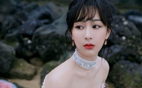 娱乐吃瓜说杨紫,娱乐圈的“吃瓜女王”,揭秘明星幕后故事
